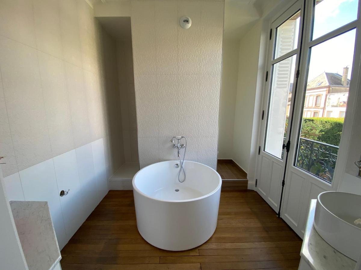 Maison Blanche Chartres - Maison D'Hotes 5 Etoiles מראה חיצוני תמונה
